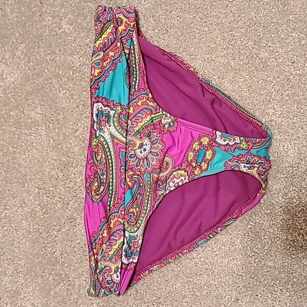ocean avenue M(8) swimsuit bottoms